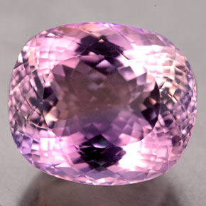 23.99克拉天然双色紫黄晶，垫形剪裁，19.1×16.5毫米，IF