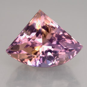 12.52克拉天然双色紫黄晶，异形，18.5×14.1毫米，VVS