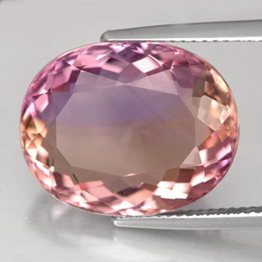 14.32克拉天然双色紫黄晶，椭圆形切割，18.2×14.5毫米，VVS