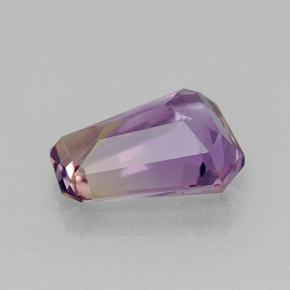 1.17克拉天然双色紫黄晶，异形，8.3×6.9毫米，VVS