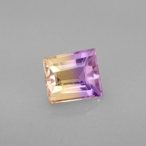 1.33克拉天然双色紫黄晶，异形，6.9×6.1毫米，VS