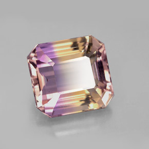 6.33克拉天然双色紫黄晶，祖母绿式切割，11.2×10.5毫米，VVS