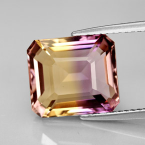 6.21克拉天然双色紫黄晶，祖母绿式切割，11.8×10.5毫米，VVS-VS