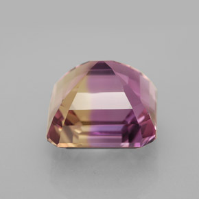 7.37克拉天然双色紫黄晶，祖母绿式切割，11×11毫米，VVS-VS