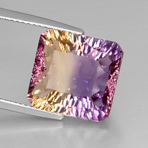 9.01克拉天然双色紫黄晶，祖母绿式切割，13.2×12.6毫米，VVS-VS