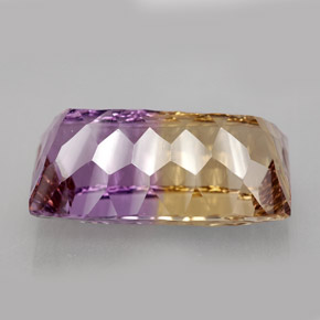 11.79克拉天然双色紫黄晶，长方形切工，18.6×10.3毫米，VVS-VS