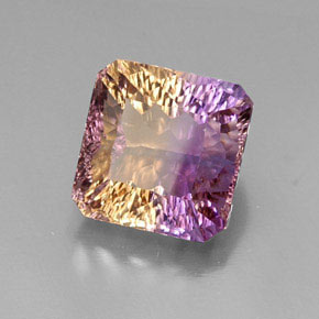12.51克拉天然双色紫黄晶，祖母绿式切割，13.7×13.5毫米，VVS