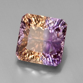 9.03克拉天然双色紫黄晶，祖母绿式切割，12.3×12.1毫米，VVS