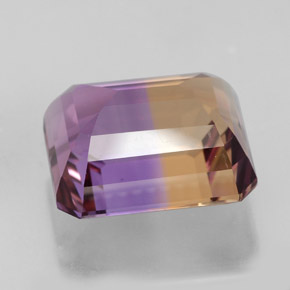 9.08克拉天然双色紫黄晶，祖母绿式切割，12.8×11.6毫米，IF