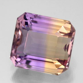 6.61克拉天然双色紫黄晶，祖母绿式切割，11.5×10.7毫米，VVS
