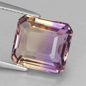 5.25克拉天然双色紫黄晶，祖母绿式切割，11.2×10.2毫米，VVS