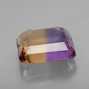 10.02克拉天然双色紫黄晶，祖母绿式切割，14.2×12.3毫米，VVS