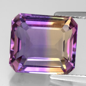 7.95克拉天然双色紫黄晶，祖母绿式切割，12.7×11.3毫米，VVS