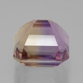 6.36克拉天然双色紫黄晶，祖母绿式切割，10.4×10.2毫米，VVS
