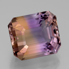 9.48克拉天然双色紫黄晶，祖母绿式切割，12.9×11.2毫米，VVS