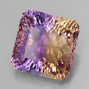 12.03克拉天然双色紫黄晶，祖母绿式切割，13.9×13.5毫米，VVS