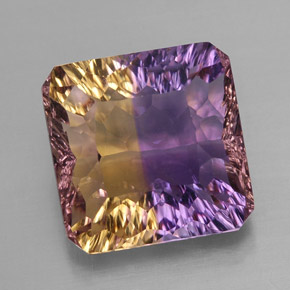9.82克拉天然双色紫黄晶，祖母绿式切割，12.9×12.9毫米，VVS