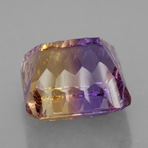 15.03克拉天然双色紫黄晶，祖母绿式切割，14.2×13.8毫米，VVS
