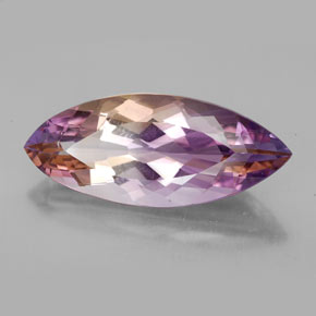 13.51克拉天然双色紫黄晶，马眼形，26.8×11.3毫米，IF