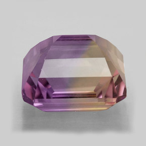 5.69克拉天然双色紫黄晶，祖母绿式切割，10.5×9.9毫米，VVS