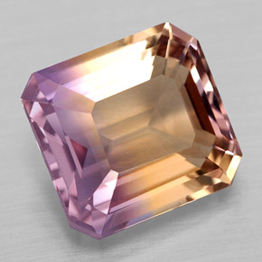 4.39克拉天然双色紫黄晶，祖母绿式切割，10.2×9.6毫米，VVS