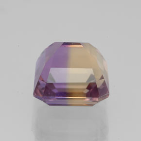 4.69克拉天然双色紫黄晶，祖母绿式切割，9.8×9毫米，VVS