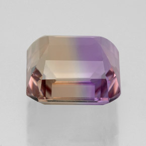 6.11克拉天然双色紫黄晶，祖母绿式切割，10.6×10.5毫米，VVS