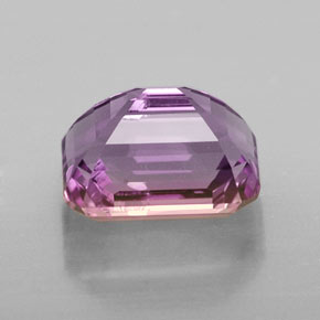 3.23克拉天然双色紫黄晶，祖母绿式切割，9.7×7.4毫米，VVS