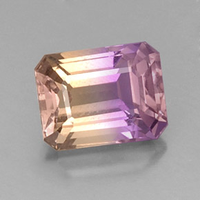3.57克拉天然双色紫黄晶，祖母绿式切割，10.2×7.9毫米，VVS-VS