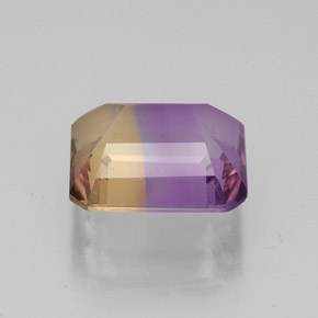 3.03克拉天然双色紫黄晶，祖母绿式切割，9.4×8.3毫米，VS