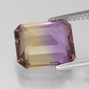 4.60克拉天然双色紫黄晶，祖母绿式切割，11.1×9.6毫米，VVS-VS