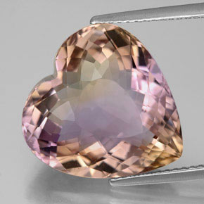 12.34克拉天然双色紫黄晶，心形，16.3×15.7毫米，VS