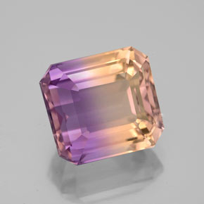5.58克拉天然双色紫黄晶，祖母绿式切割，10.7×9.9毫米，VS