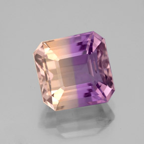 4.48克拉天然双色紫黄晶，祖母绿式切割，9.8×9.6毫米，VS