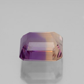 4.26克拉天然双色紫黄晶，祖母绿式切割，9.8×9.5毫米，VVS-VS
