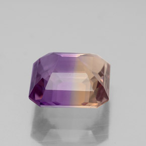 3.91克拉天然双色紫黄晶，祖母绿式切割，9.8×9.8毫米，VVS-VS