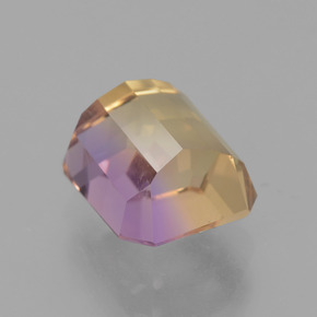 3.06克拉天然双色紫黄晶，祖母绿式切割，8.7×7.6毫米，VS