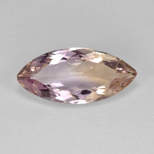 4.76克拉天然双色紫黄晶，马眼形，17.7×8.2毫米，VVS