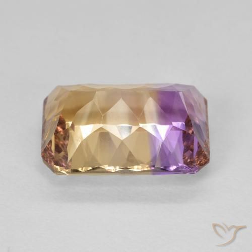 5.35克拉天然双色紫黄晶，祖母绿式切割，12.9×9.5毫米，VVS-VS
