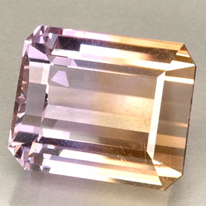 23.37克拉天然黄色紫黄晶，祖母绿式切割，17.2×14.1毫米，VVS