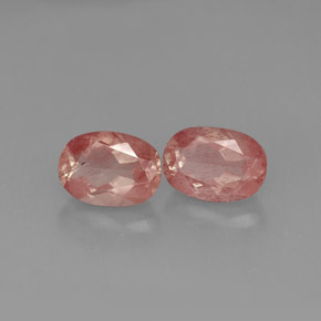 克拉天然中长石拉长石，透明，透明/半透明