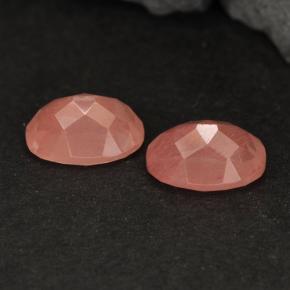 1.91天然红色中长拉长石，椭圆形切割，7.4×5.4毫米，VVS-VS