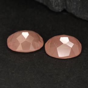 2.86天然红色中长拉长石，椭圆形切割，8.3×6.1毫米，VVS-VS