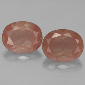 克拉天然中长石拉长石，椭圆形切割，透明