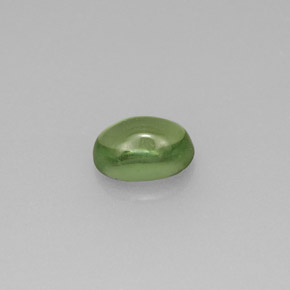 0.63克拉天然绿色磷灰石，椭圆形切割，5.9×4.1毫米，透明