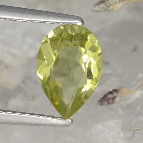 1.40ct 天然 温暖的森林绿 磷灰石, 梨形, VS