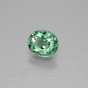 0.74克拉天然绿色磷灰石，椭圆形切割，6.2×5.2毫米，VVS-VS