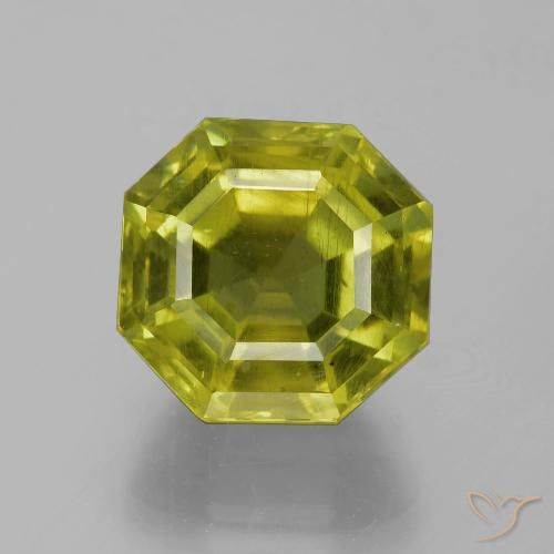 15.17ct 天然 暖土绿 磷灰石, 祖母绿式切割, VS-SI
