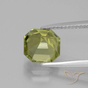 2.61克拉天然磷灰石，八边形，VS