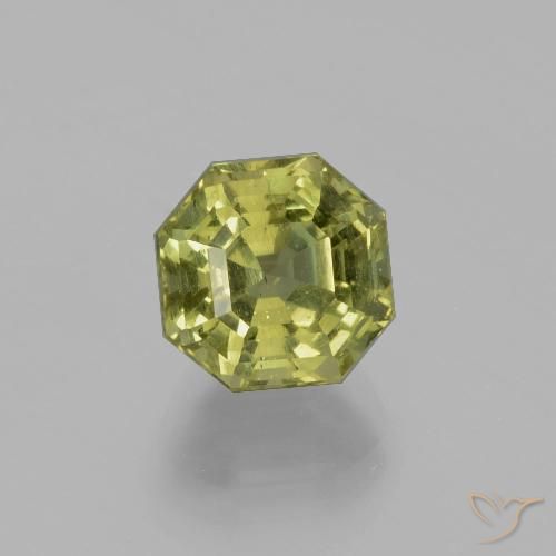 3.76ct 天然 暖土绿 磷灰石, 祖母绿式切割, VS